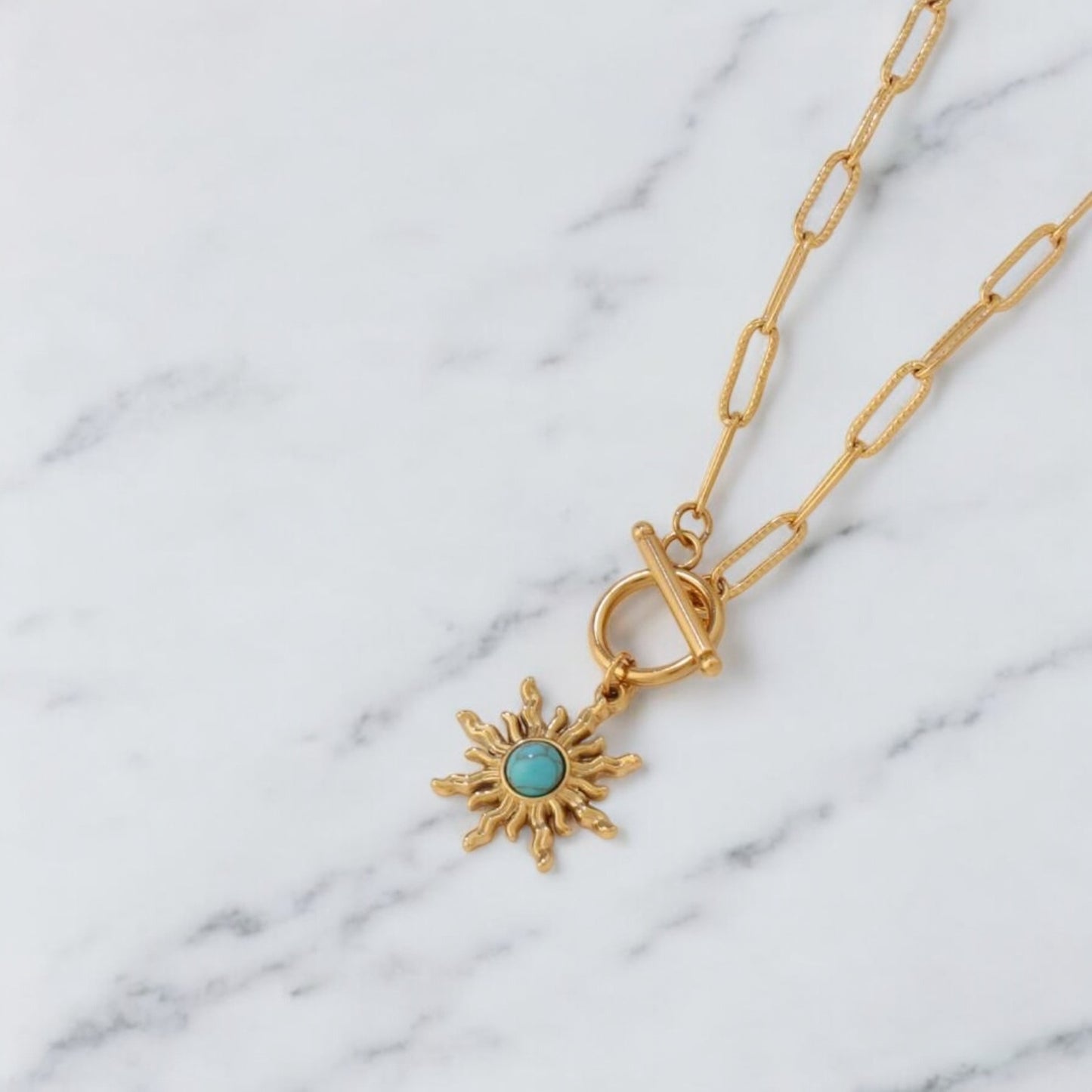 Collier pierre